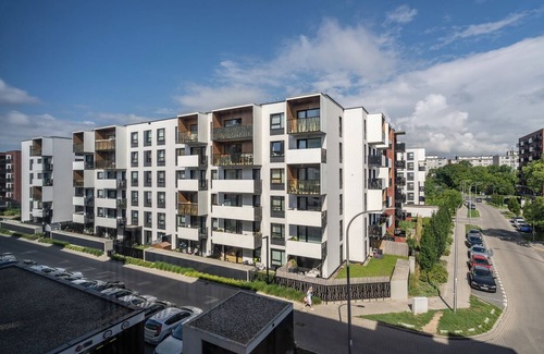 Fabryczna Apartamento | RentPlanet - Apartament Małopanewska