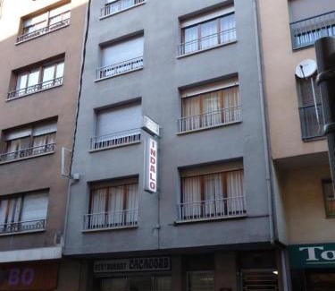 Les Escaldes Casa | Residència Restaurant Indalo