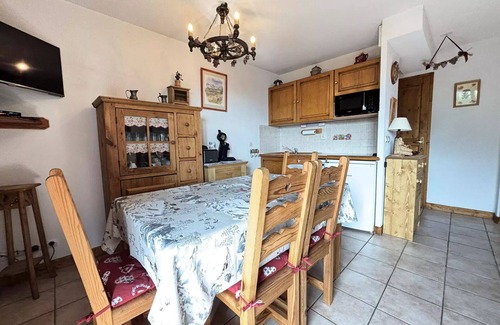 Notre-Dame-de-Bellecombe Apartamento | Residence Les Oursons - 3 Rooms for 6 People