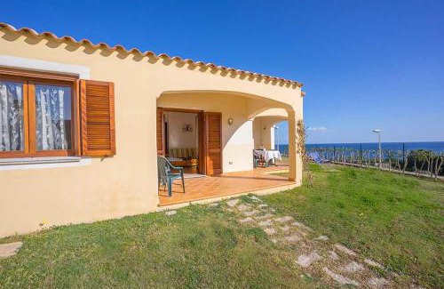 Baia Sant'Anna Apartamento | residence baia sant anna con piscina