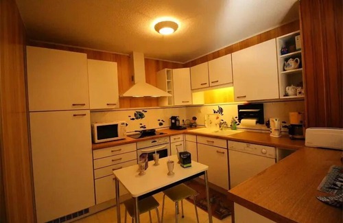 Bagneres-de-Luchon Apartamento | Residence Hotel De France - 3 Pieces4/6 Pers (Normal) 7 sleeping accommodations LUCHON BAGNES