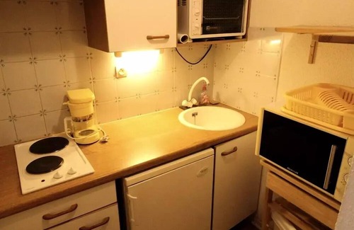 Bagneres-de-Luchon Apartamento | Residence Hotel De France - Studio Cabin 4 Pers. 4 beds LUCHON BAGNES