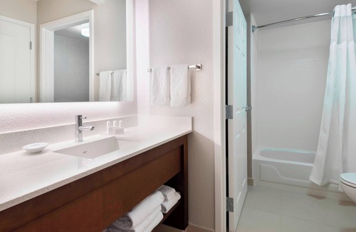 Temple Terrace Hotel | Residence Inn by Marriott Tampa at USF/Medical Center