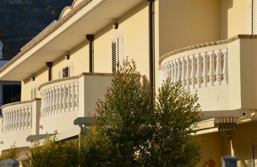 Staletti Casa | Residence La Perla