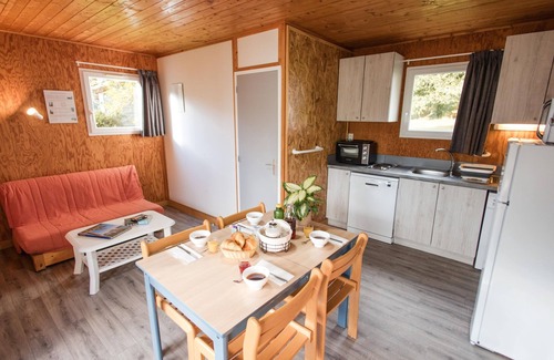 Arlanc Chalet De Esquí | Chalet-Baño Privado-Confortable-Vista al Lago-chalet 4 places