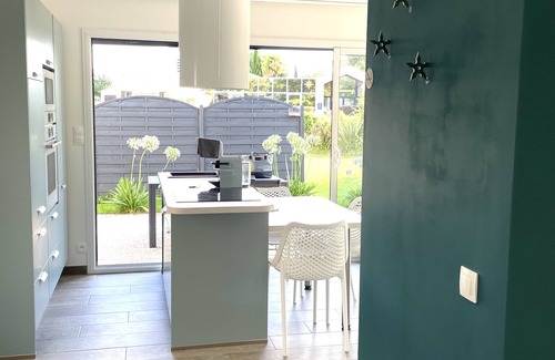 Jonzac Villa | Spa, individual, ecológicos, baños contemporáneos 300m