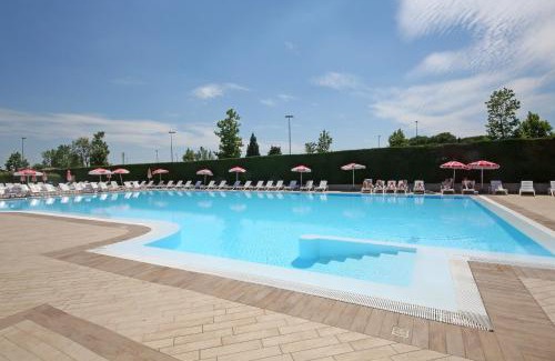San Benedetto di Lugana Complejo | Residence Villaggio Tiglio