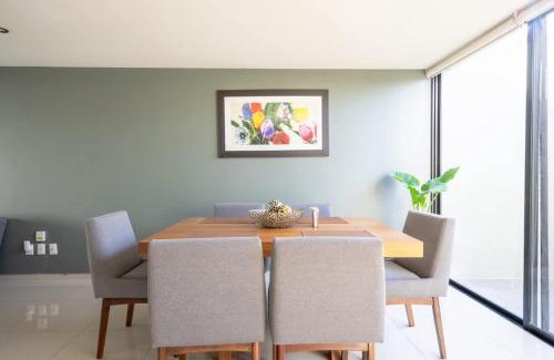 Tlajomulco de Zuniga Casa | Residencia Galicia Family