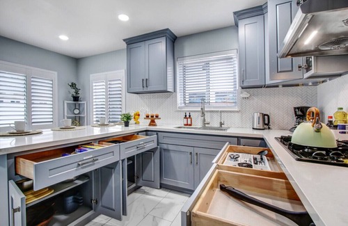 San Gabriel Casa | Residential Haven with EV Charger, Pool and BBQ, Perfect for Families