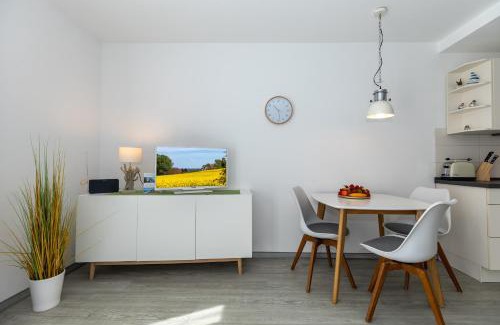 Alt Gaarz Apartamento | Residenz Blinkfüer Whg 2 "Ostseeluft"