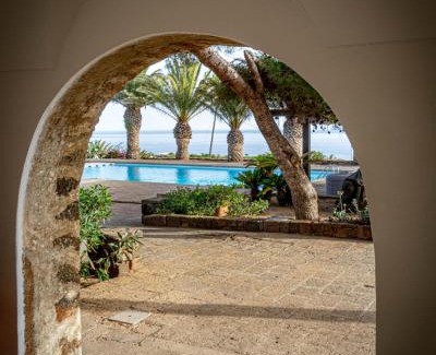 Pantelleria Cama Y Desayuno | Residenza Khaddiuggia