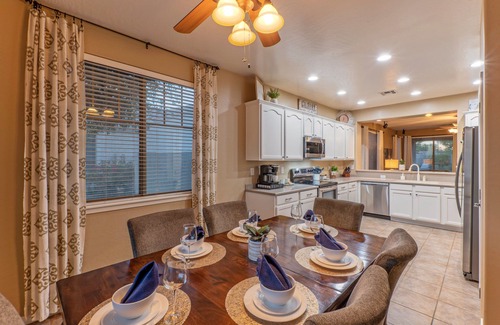 Power Ranch Casa | Resort Amenities: Pvt Htd POOL, Putt Green, Patio & Gas Grill & Fire Tbl, TVs All BRs,