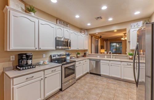 Power Ranch Casa | Resort Amenities: Pvt Htd POOL, Putt Green, Patio & Gas Grill & Fire Tbl, TVs All BRs,