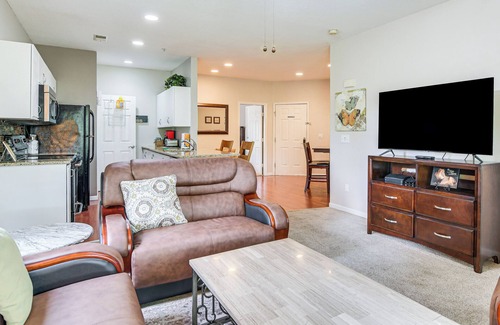 Branson Condominio | Resort Condo w/ Patio, 5 Mi to Branson Landing!