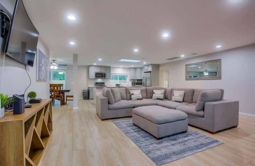 Santee Casa | Resort Like Oasis: 6BR Home, Pool, Hot Tub & Bar