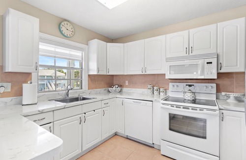 Coquina Key Condominio | Resort Living Waterside 2 Bedroom 2 Bath 2 Terraces