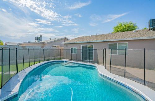 Maryvale Casa | Resort-style home with pool in Phoenix minutes from State Farm Stadium!