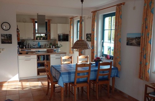 Wieck auf dem Darss Casa | Cómoda casa con techo de paja en 6,000 metros cuadrados de tierra natural cerca del puerto de Wieck