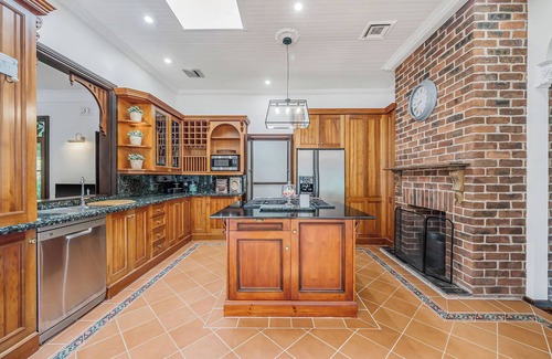 Sancrox Casa | Rest - Beautiful Historical Home with Pool