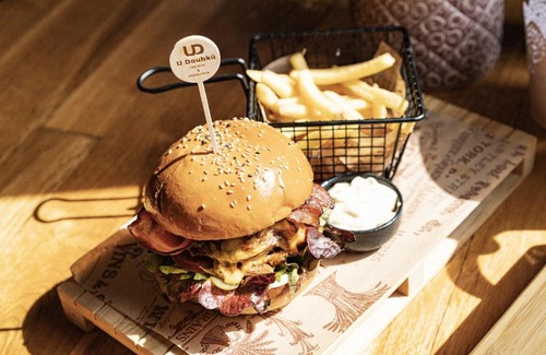 Breclav Casa | RESTAURACE A PENZION U DOUBKŮ