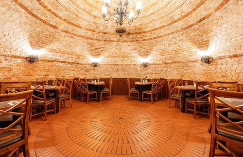 Breclav Casa | RESTAURACE A PENZION U DOUBKŮ