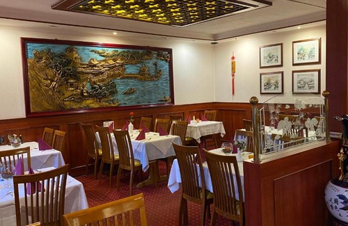 Diepholz Casa | Restaurant & Pension Peking