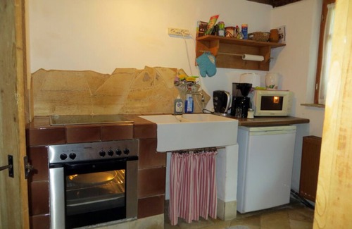 Neusitz Apartamento | Casa de campo restaurada en el centro de Schweinsdorf