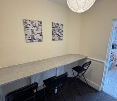 Tilbury Casa | Restful 3-Bed Retreat Tilbury