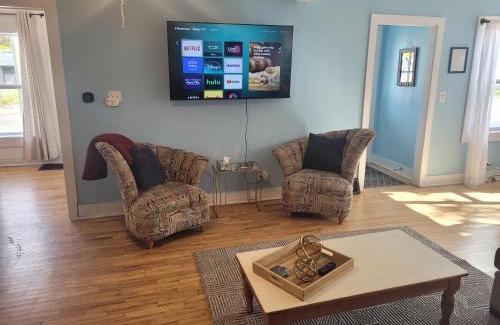 Frankfort Casa | Restoration - Hot Tub, Central Air Conditioning, and Great Location!