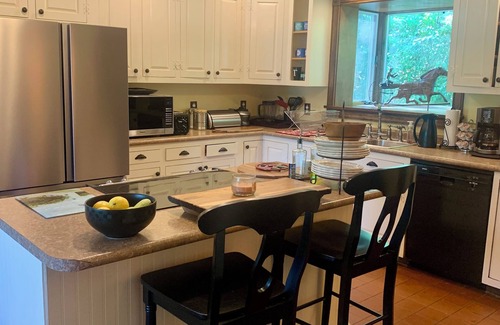 Boalsburg Casa | Restored farmhouse - Penn State