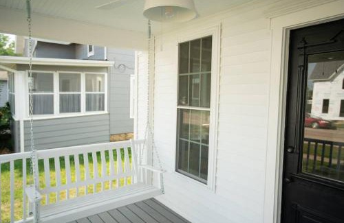 Maquoketa Casa | Restored Queen Anne Cottage