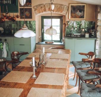 Mostowice Casa | RESZTÓWKA