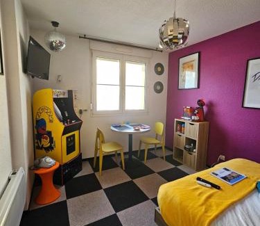 Luneville Apartamento | Retour vers les années 80 !