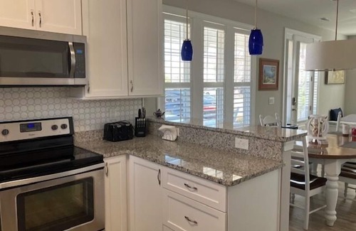 North Myrtle Beach Cabaña | Retreat #2209 - Adorable Cottage in Barefoot Resort