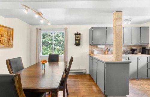 Mauricie Chalet De Esquí | Retreat to peace and nature! Ideal for lovers or families.