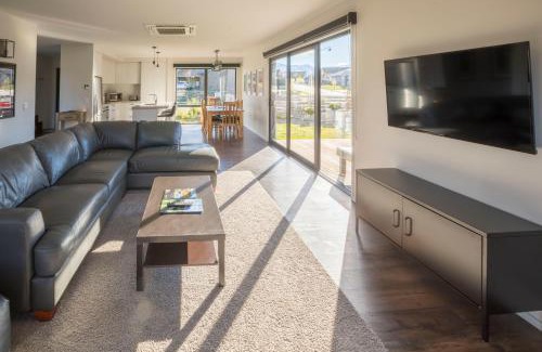 Wanaka Casa | Retreat for all seasons