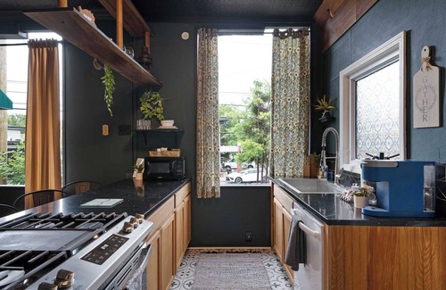 Deer Park Apartamento | Retreat on Bardstown Rd. | Yard | Walk to Shops