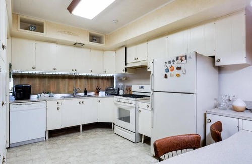 Washington Casa | RETRO RETREAT - Perfect Get Away In Washington, La with WiFi, AC & MORE