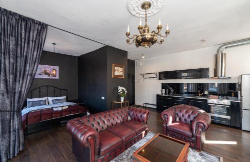 Old Town Apartamento | Retro Studio Old Town Apartment by Domvia