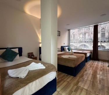 Qasr an-Nil Hotel | Revento Court