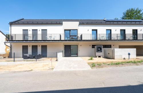 Ziersdorf Apartamento | revLIVING premium THE LODGE Großmeiseldorf Ziersdorf