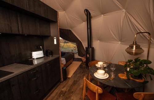 Grafarvogur Otro | Reykjavik Domes