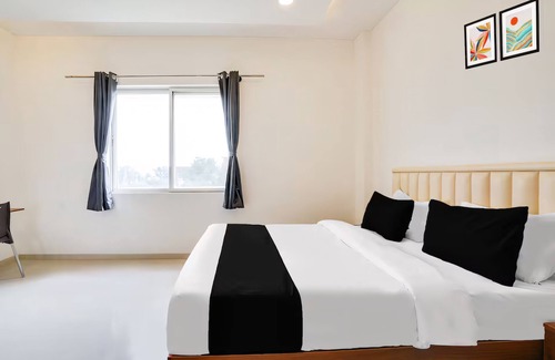 BTM Layout Hotel | RG Suites Silkboard