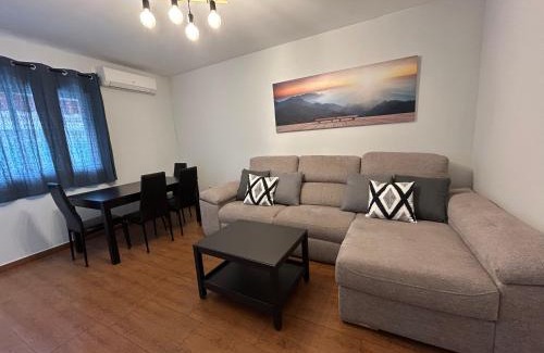 Cercadilla-Medina Azahara Apartamento | RgHOST-Apartamento Ganivet en el centro de Córdoba