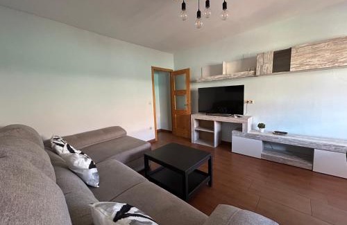 Cercadilla-Medina Azahara Apartamento | RgHOST-Apartamento Ganivet en el centro de Córdoba