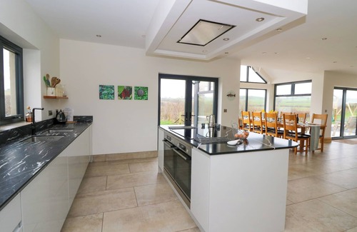Bontnewydd Cabaña | RHANDIR HEN, pet friendly, character holiday cottage in Aberystwyth