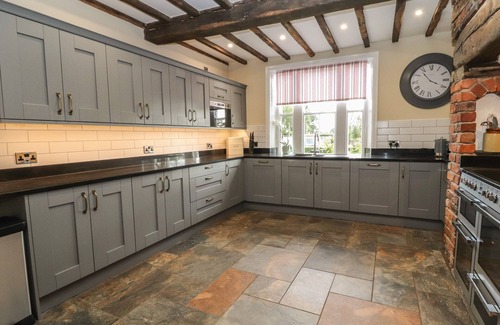 Llanymynech Casa | Rhandregynwen Hall, CUATRO CRUCES