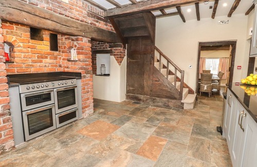 Llanymynech Casa | Rhandregynwen Hall, CUATRO CRUCES