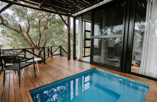 Groenvlei Cabina | Rhino Plains