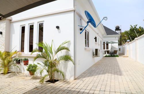Abuja Apartamento | Rhodabode Apartments. A Luxury 3 bedroom bungalow.